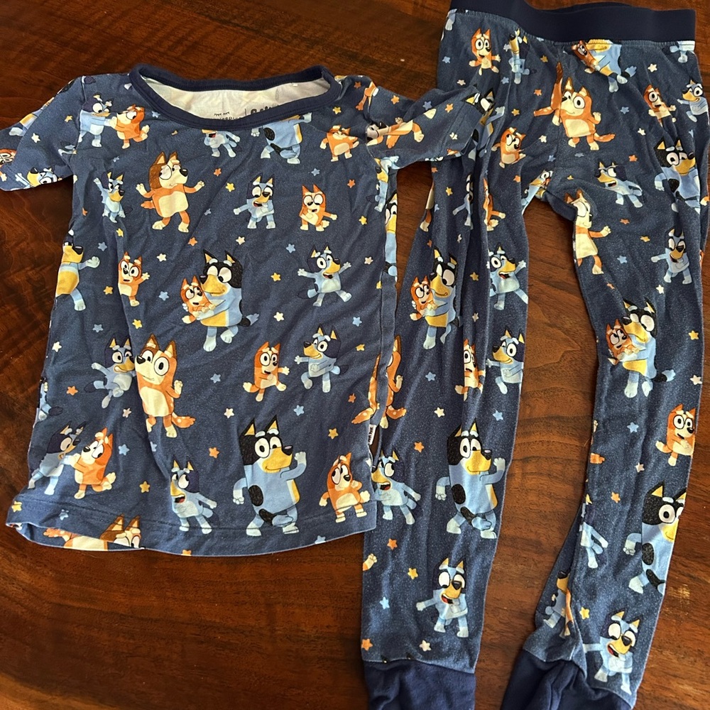 Little Sleepies Bluey 3T short sleeve and pants GUC